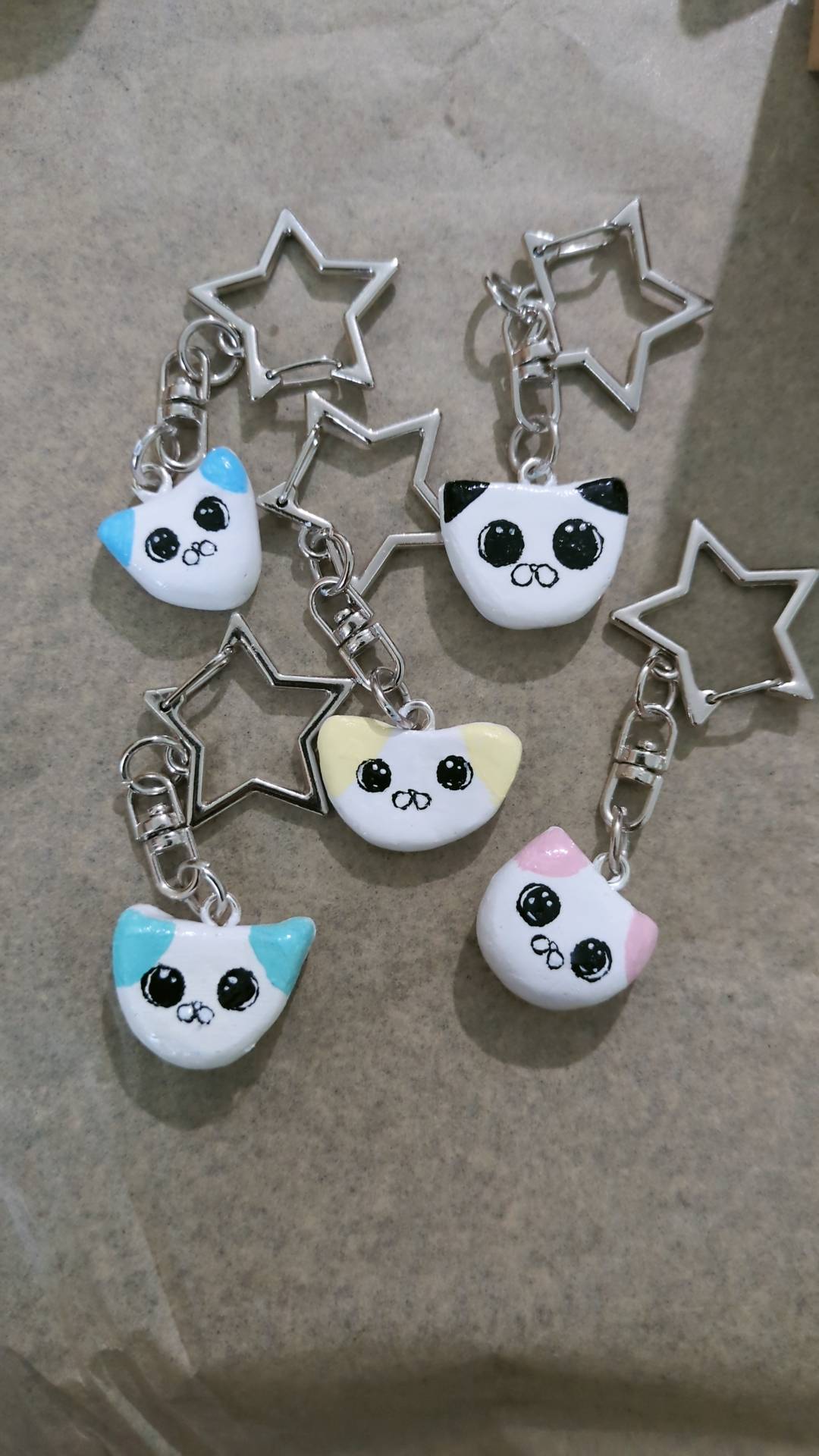 Cute cat charm (can be customized)