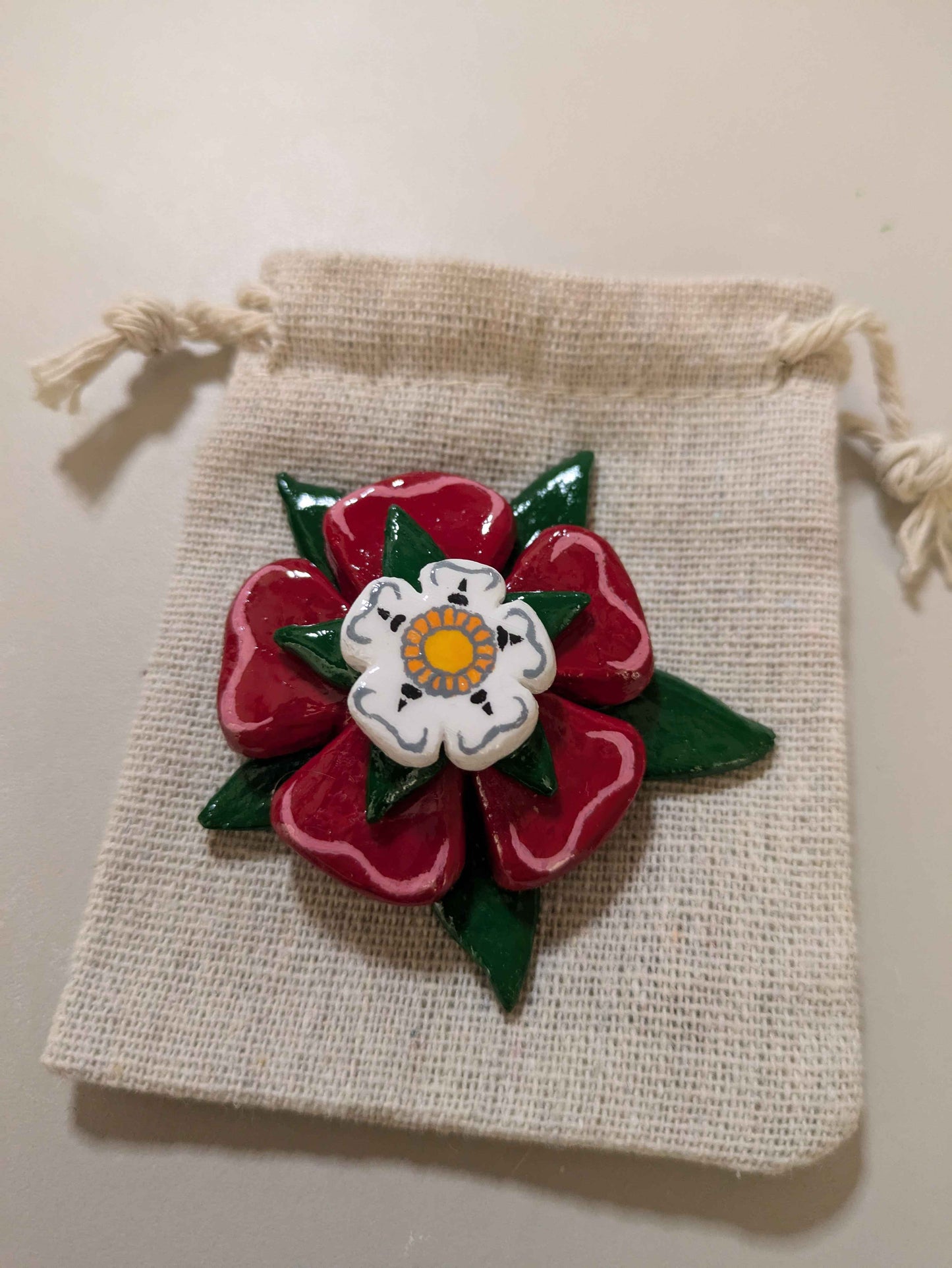 Tudor Rose/Yorkshire Rose (Can be made in to Fridge Magnet or Pin)