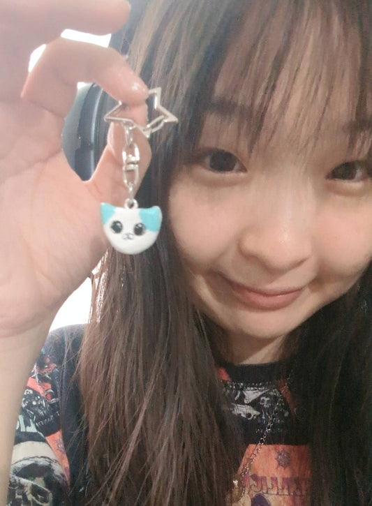 Cute cat charm (can be customized)