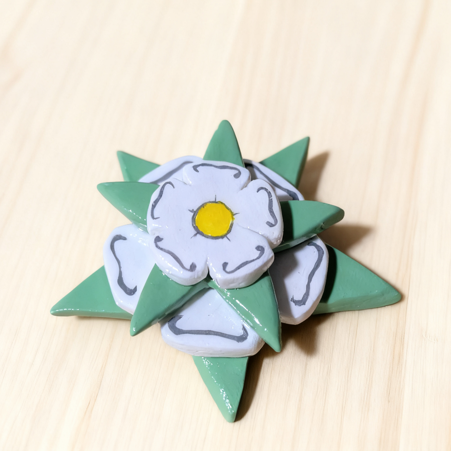 Tudor Rose/Yorkshire Rose (Can be made in to Fridge Magnet or Pin)